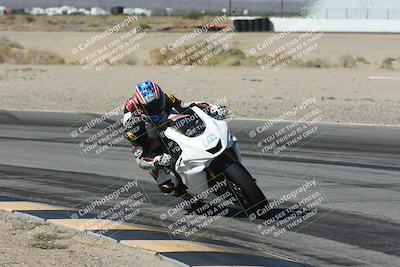 media/Oct-30-2025-Racers Edge (Thu) [[dabbdaf680]]/2-A Group/Session 3 (Turn 15 Inside)/